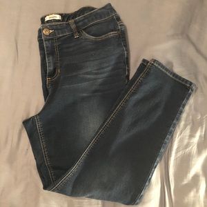 Catherine’s dark wash jeggings
